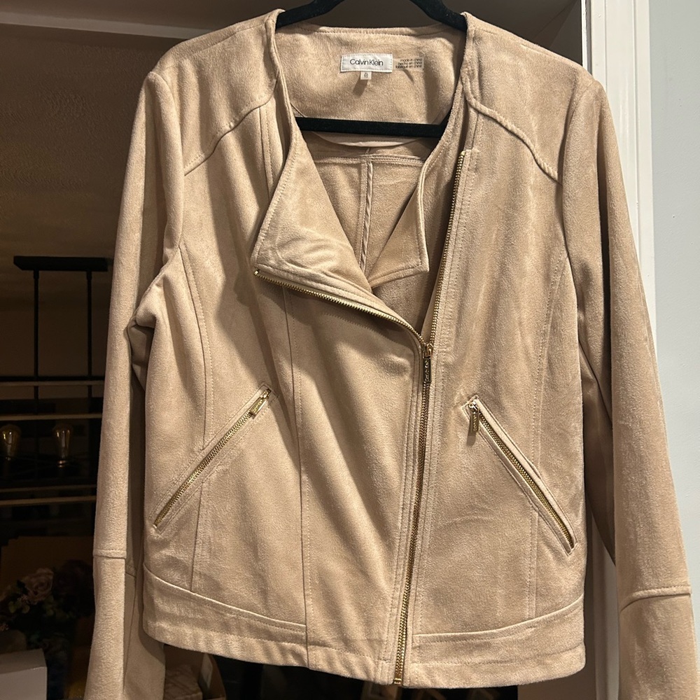 NWOT Calvin Klein Women's Faux Suede Jacket in Cream